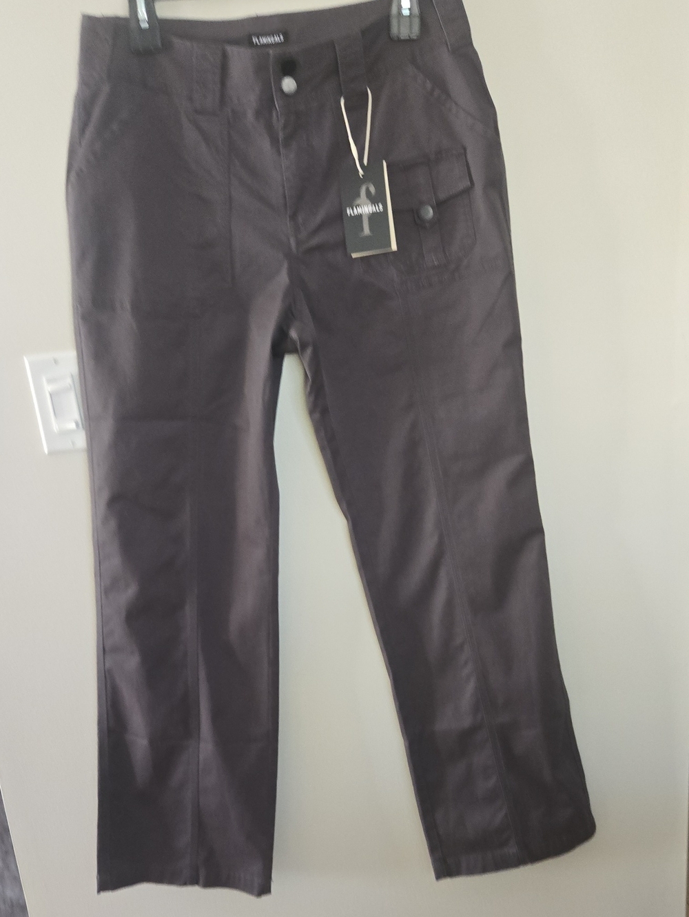 Womens Flamingals Cargo Pants Sz 10 NWT Charcoal